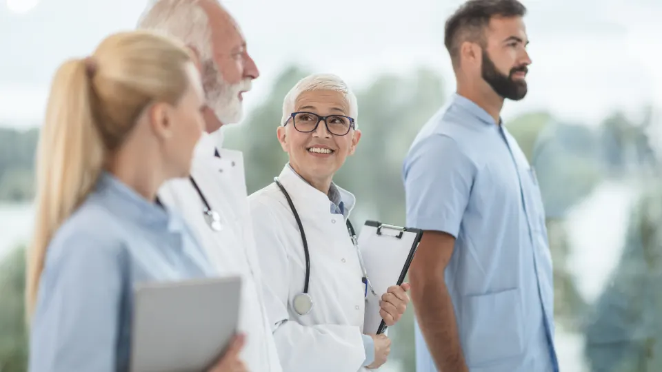 Imagem ilustrativa: Inovação na Saúde: A Cobertura Indispensável da Cirurgia Robótica e HIFU para Tratamento de Câncer